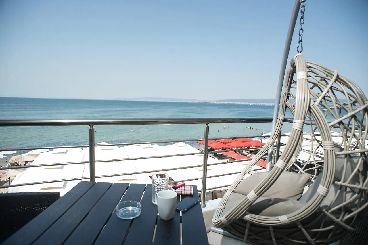 Aparthotel Lux Vip Apartments Peraia