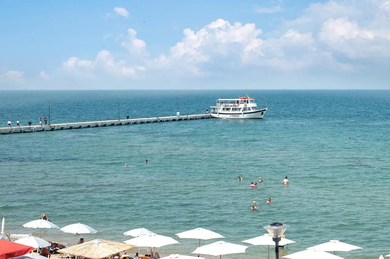 Lux Vip Apartments Peraia  Aparthotel
